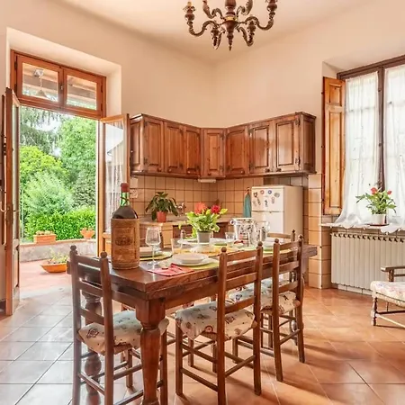 Lenzi - Dimora Storica Villa Lucca